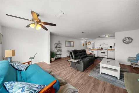 5623 80th Street N St Petersburg FL 33709