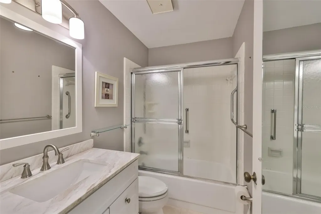 2206 Horsham Place Sun City Center FL 33573