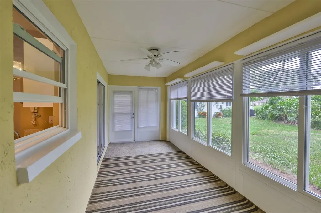 2206 Horsham Place Sun City Center FL 33573