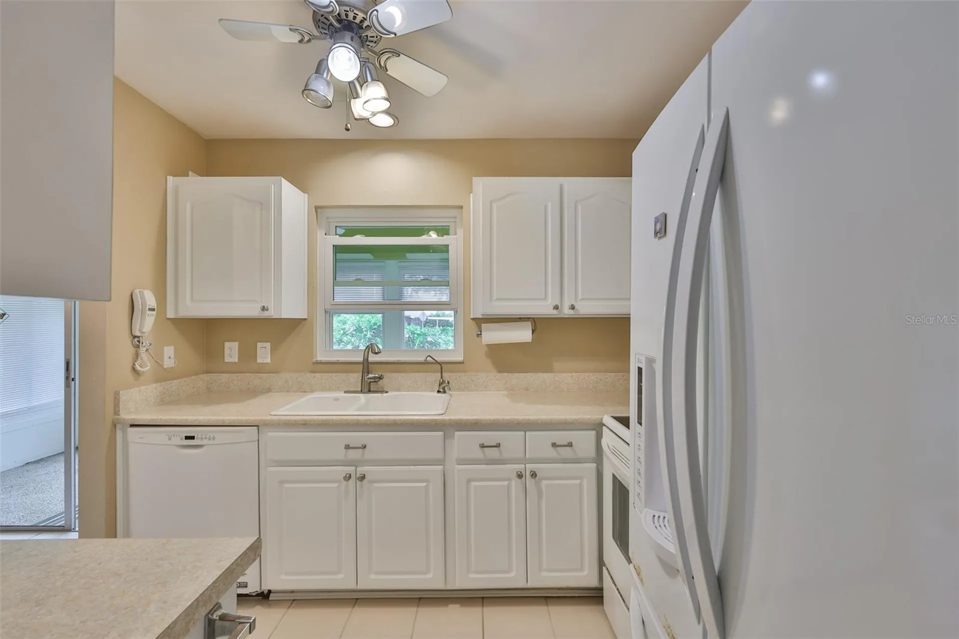 2206 Horsham Place Sun City Center FL 33573