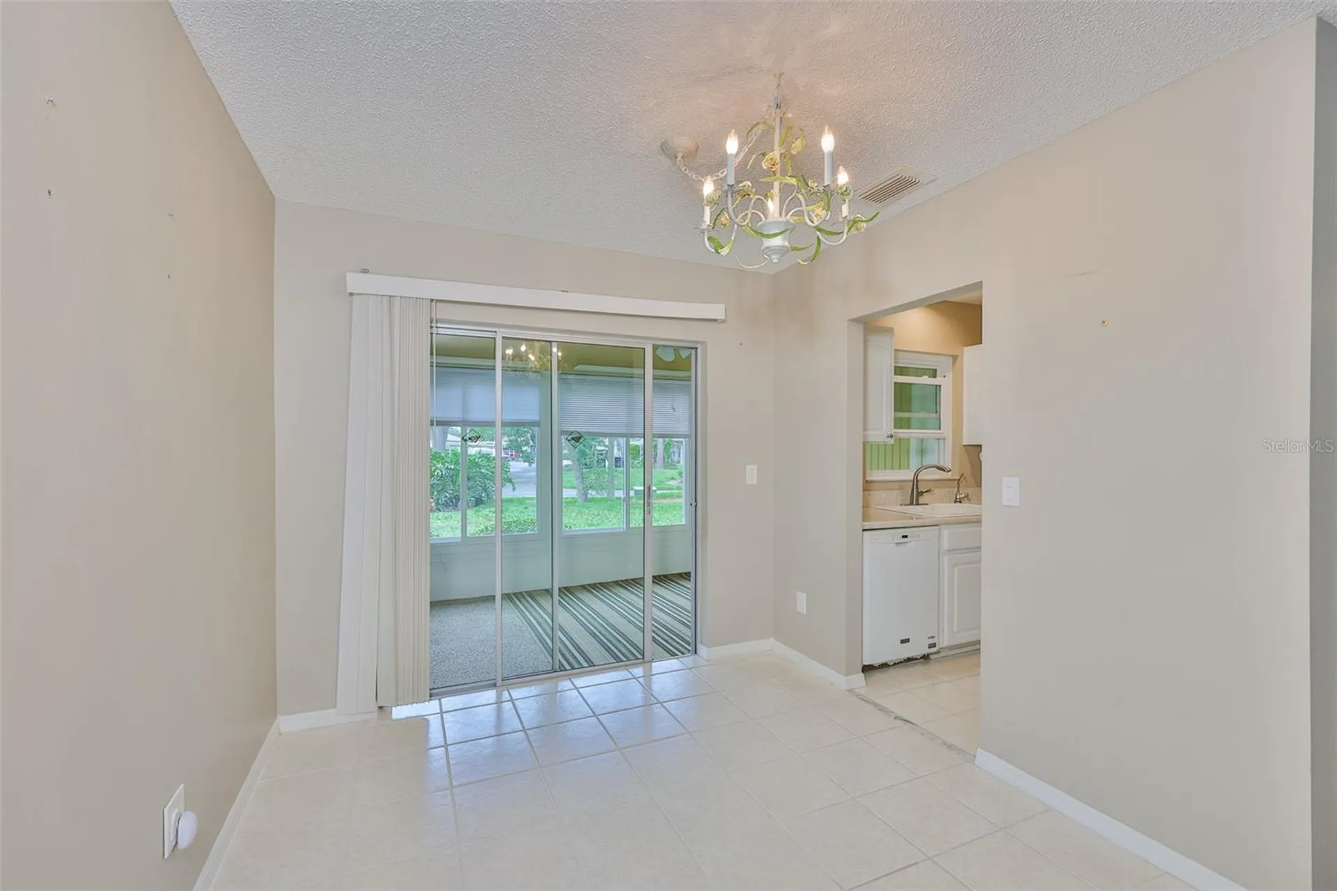 2206 Horsham Place Sun City Center FL 33573
