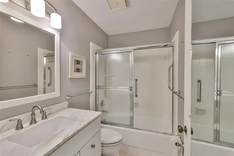 2206 Horsham Place Sun City Center FL 33573