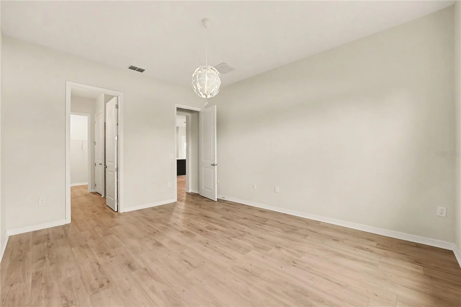 1991 Key Bay Trail Kissimmee FL 34747