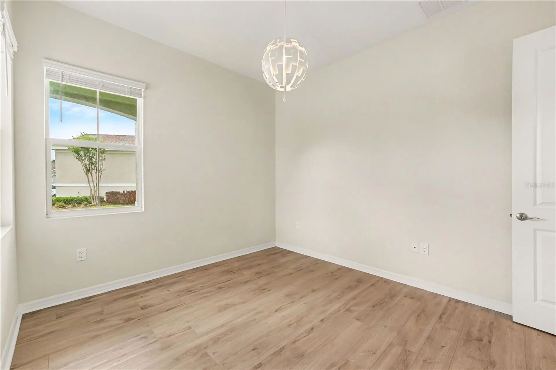 1991 Key Bay Trail Kissimmee FL 34747