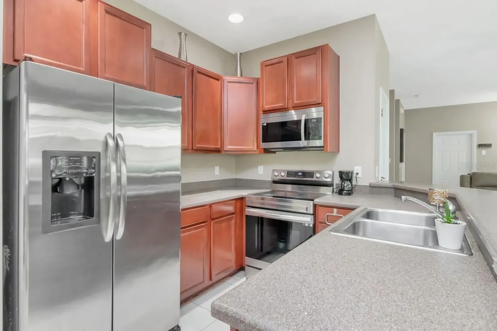 8880 Moonlit Meadows Loop Riverview FL 33578