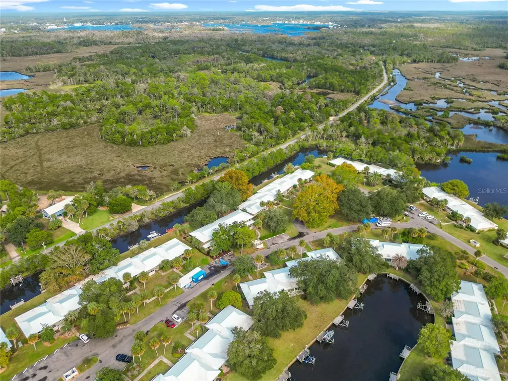 11293 W Bayshore Drive Crystal River FL 34429