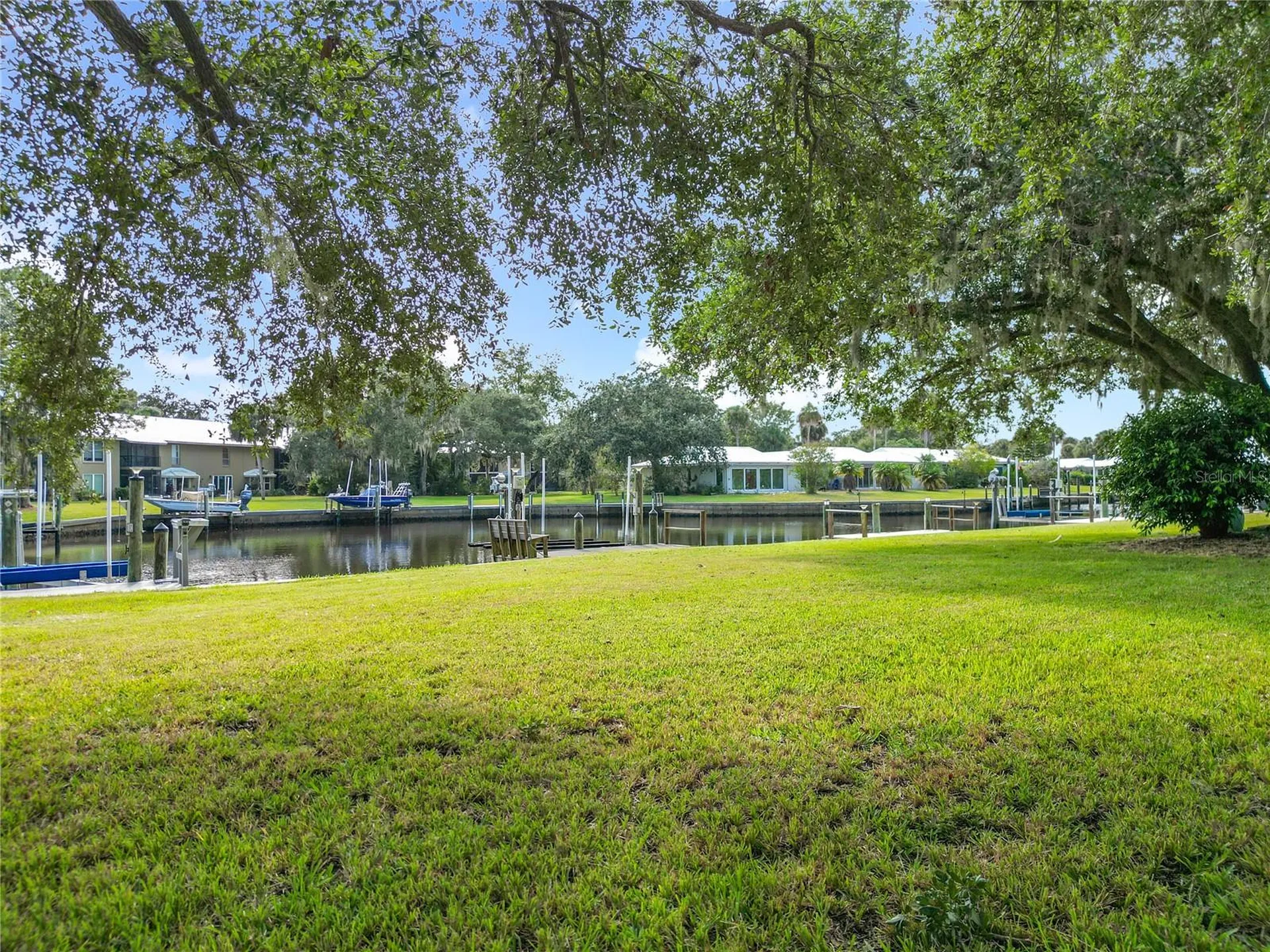 11293 W Bayshore Drive Crystal River FL 34429