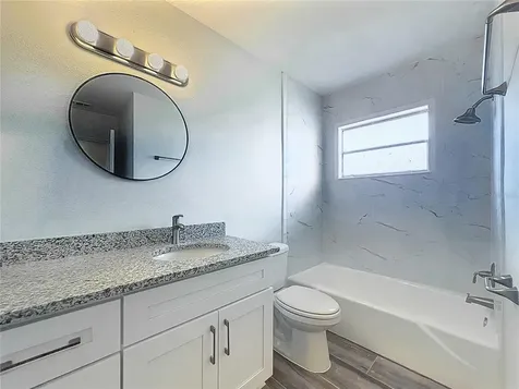 11293 W Bayshore Drive Crystal River FL 34429