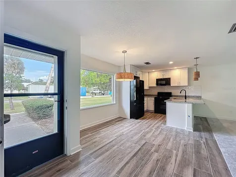 11293 W Bayshore Drive Crystal River FL 34429