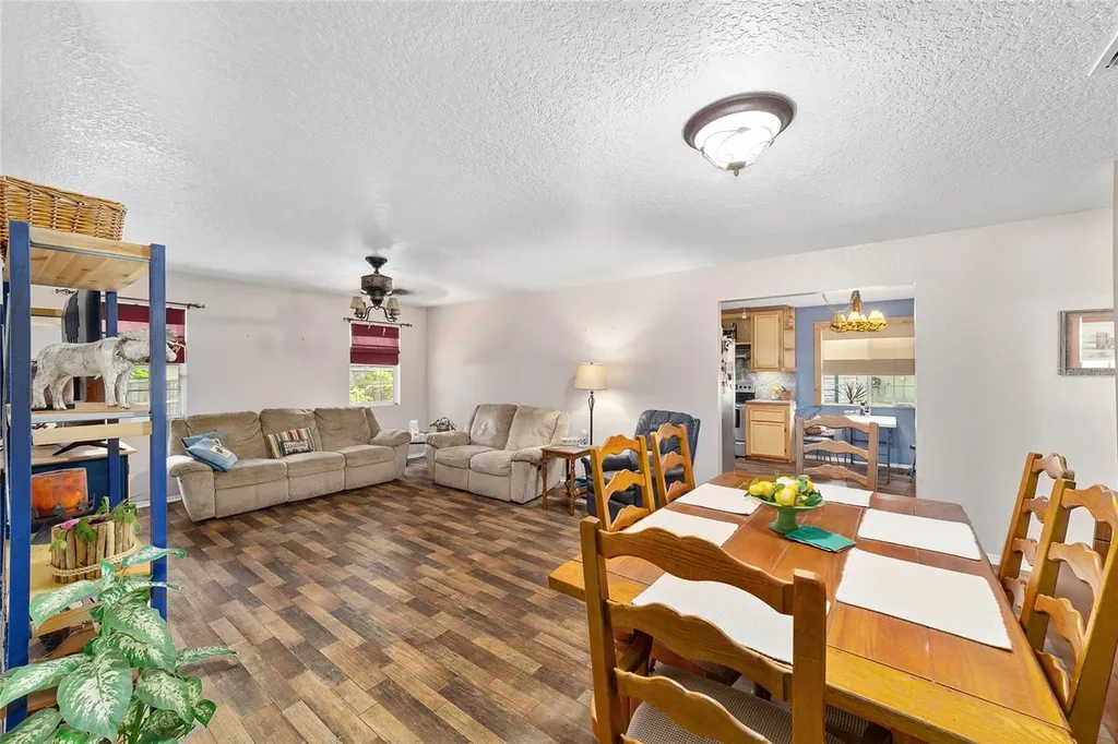 19 Cherry Lane Ocala FL 34472