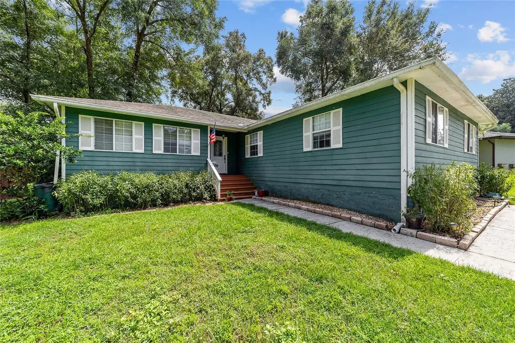 19 Cherry Lane Ocala FL 34472