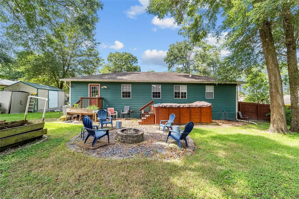 19 Cherry Lane Ocala FL 34472