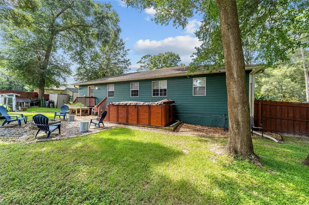 19 Cherry Lane Ocala FL 34472