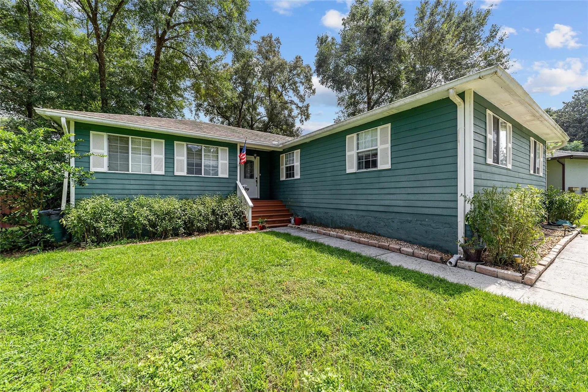 19 Cherry Lane Ocala FL 34472