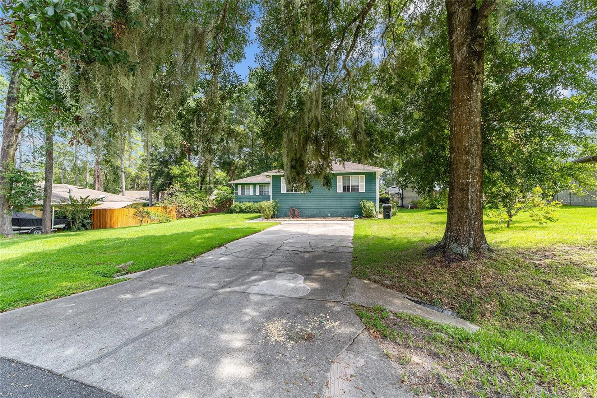 19 Cherry Lane Ocala FL 34472
