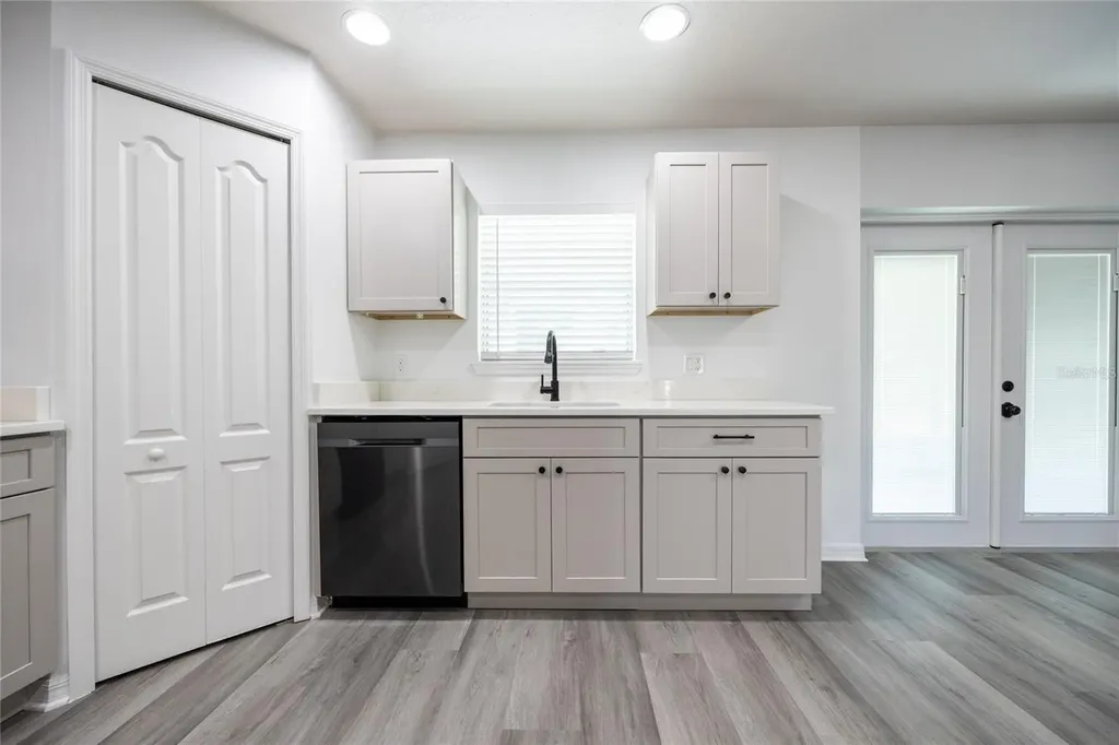 14384 NW 160 Lane Alachua FL 32615