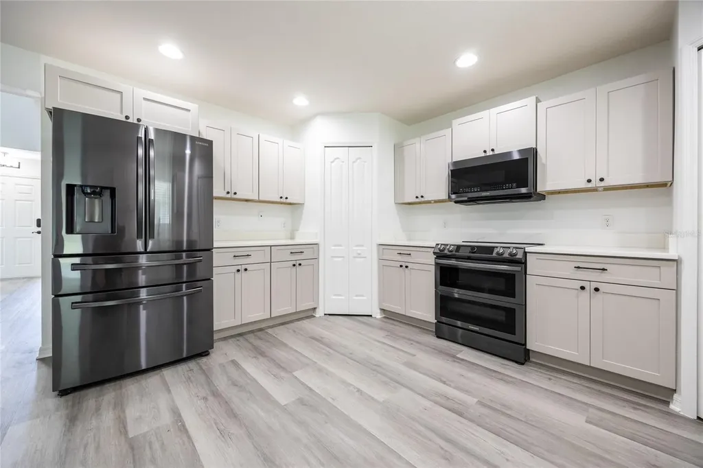 14384 NW 160 Lane Alachua FL 32615