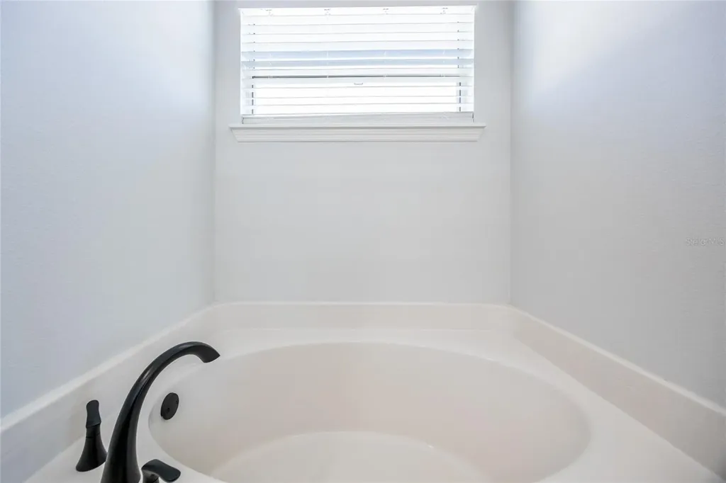 14384 NW 160 Lane Alachua FL 32615
