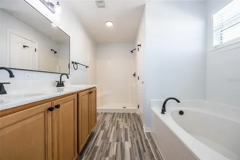 14384 NW 160 Lane Alachua FL 32615