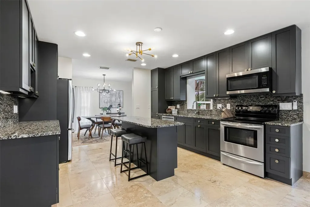 1747 87th Terrace N St Petersburg FL 33702