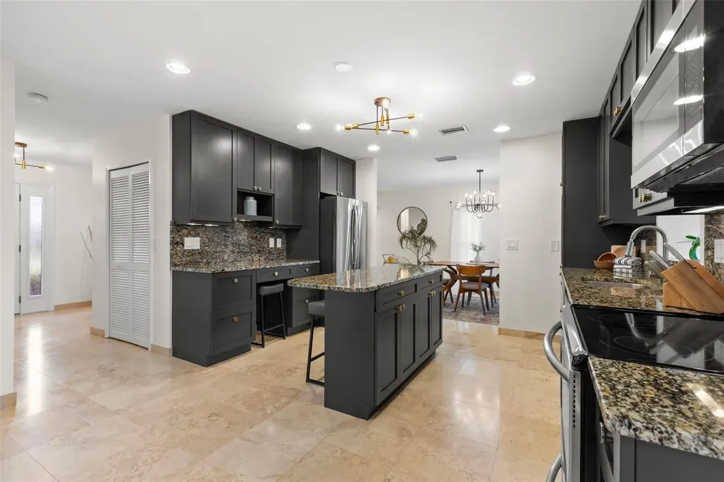 1747 87th Terrace N St Petersburg FL 33702