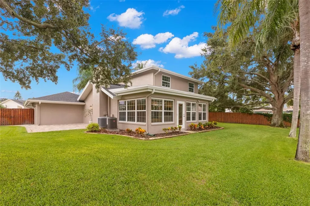 1747 87th Terrace N St Petersburg FL 33702