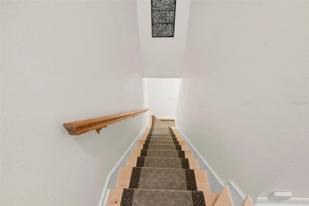 1747 87th Terrace N St Petersburg FL 33702