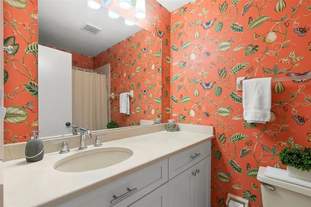 1747 87th Terrace N St Petersburg FL 33702
