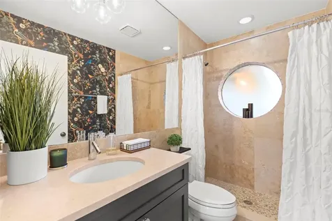 1747 87th Terrace N St Petersburg FL 33702
