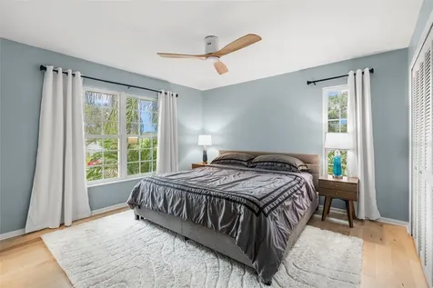 1747 87th Terrace N St Petersburg FL 33702