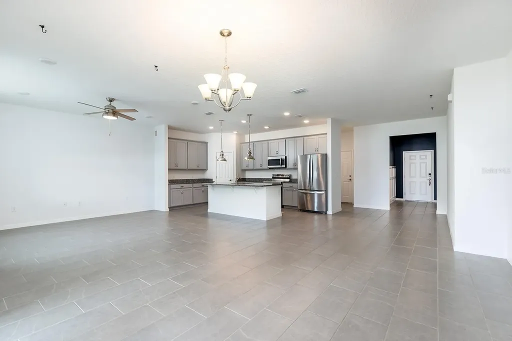 2723 Rowan Street Tavares FL 32778