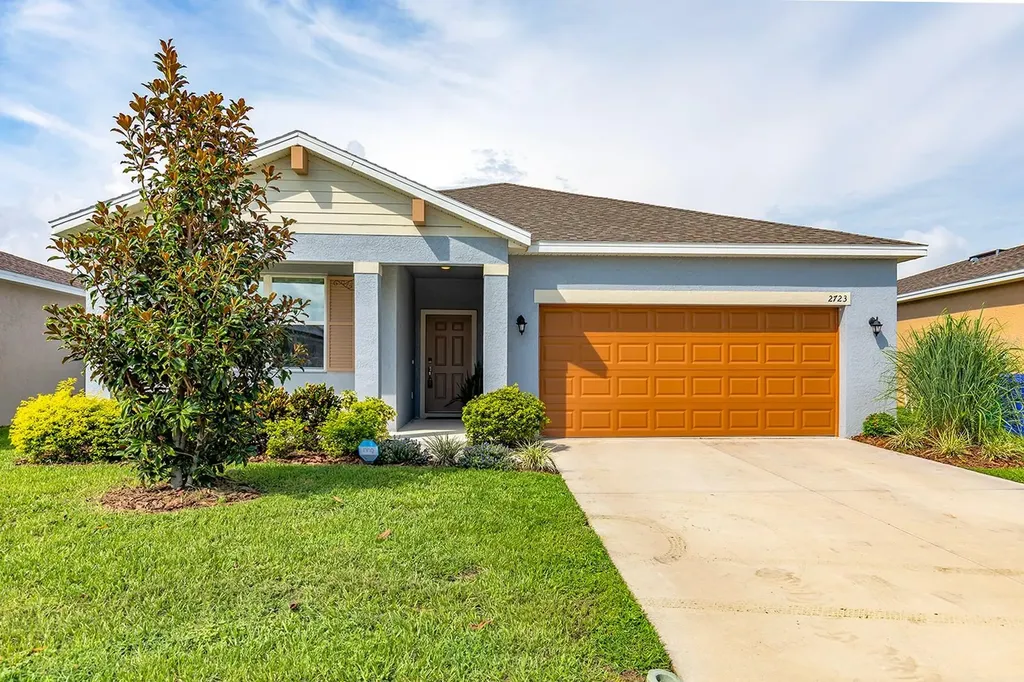 2723 Rowan Street Tavares FL 32778