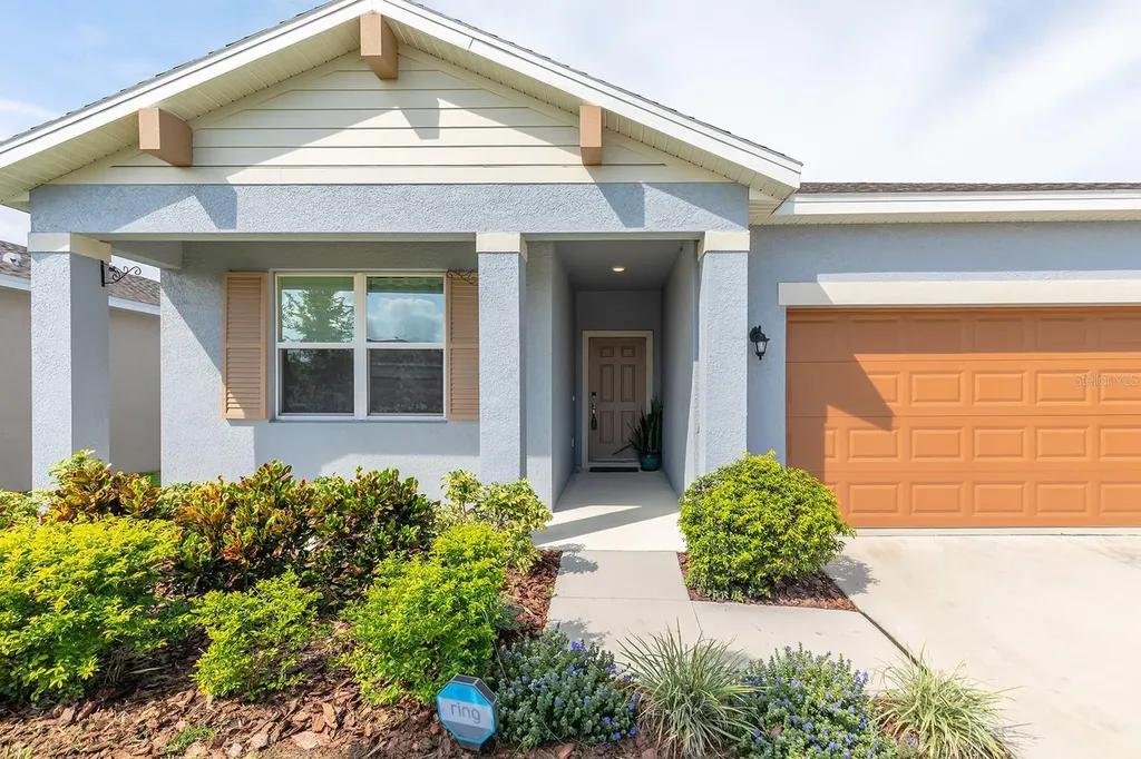 2723 Rowan Street Tavares FL 32778