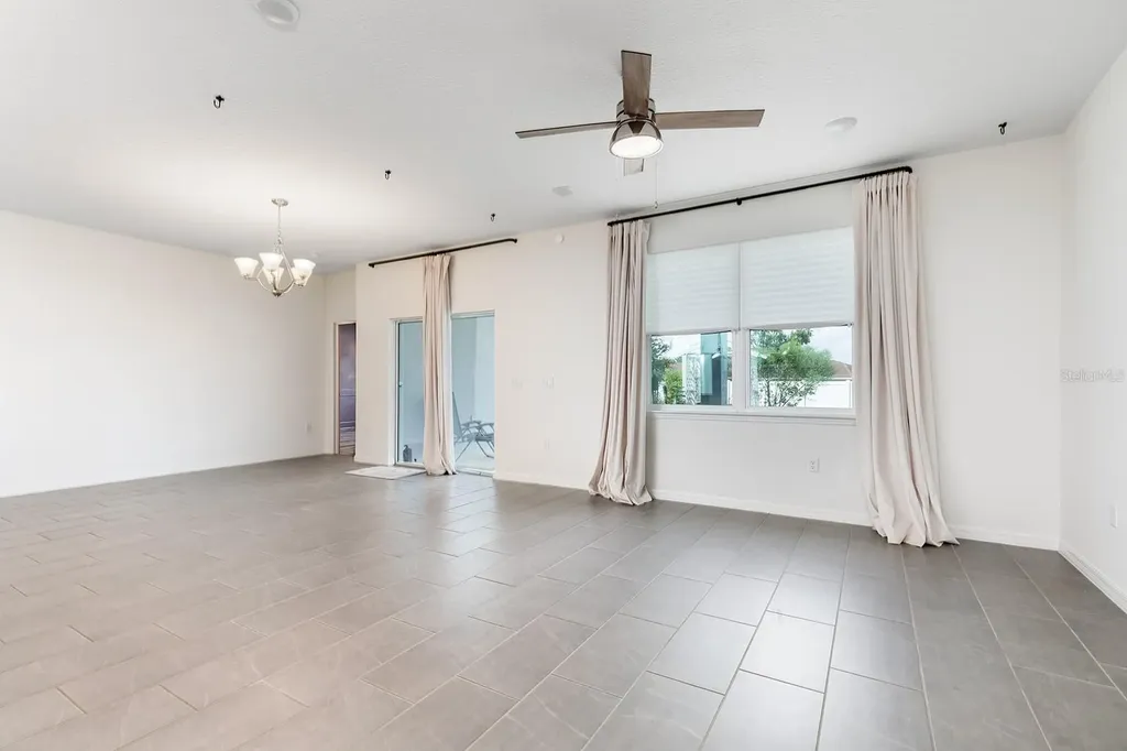 2723 Rowan Street Tavares FL 32778