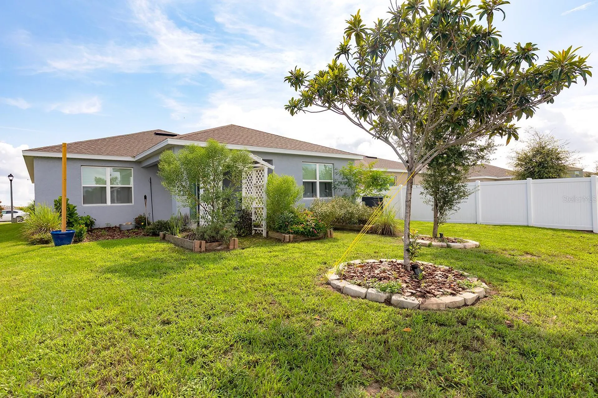 2723 Rowan Street Tavares FL 32778