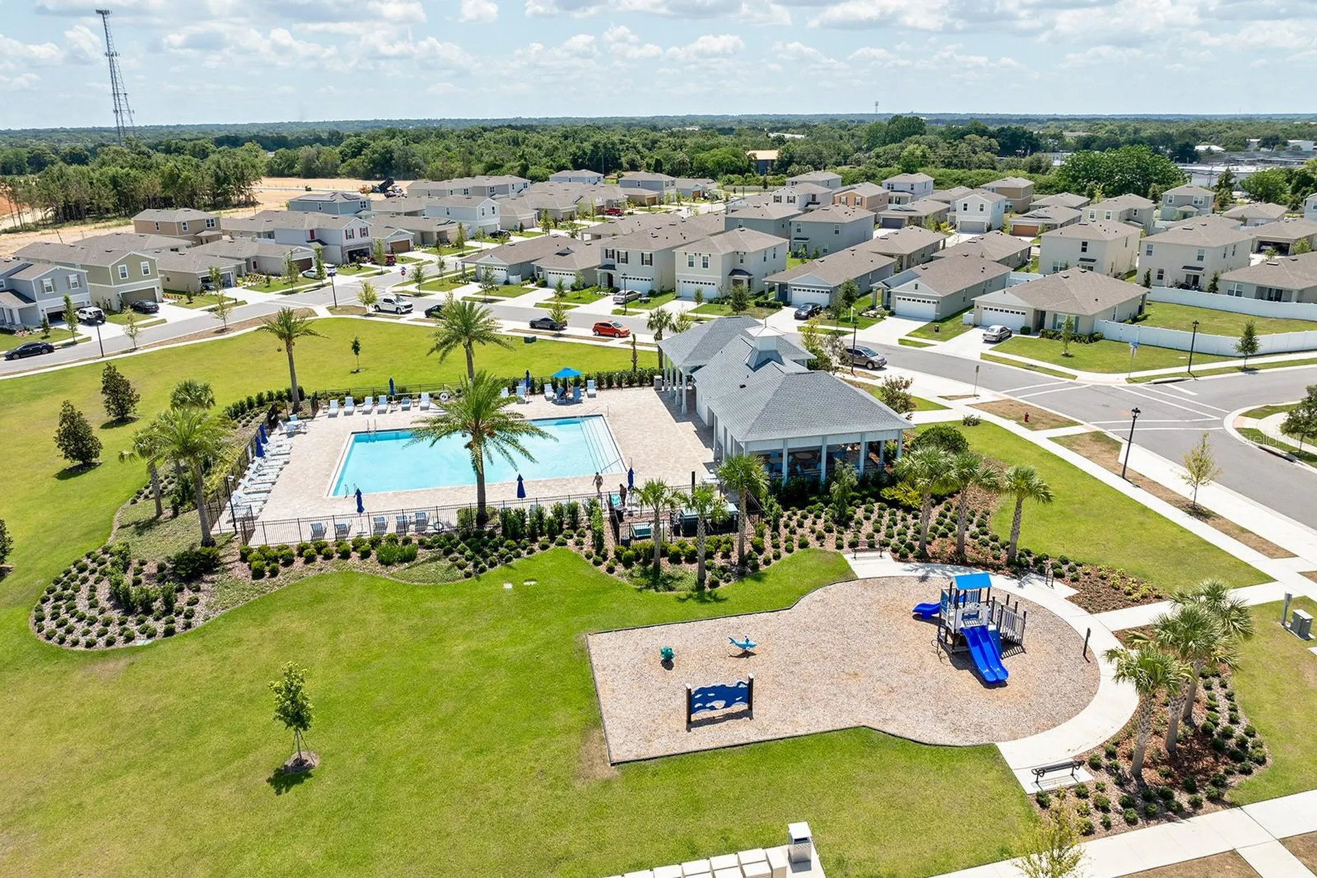 2723 Rowan Street Tavares FL 32778
