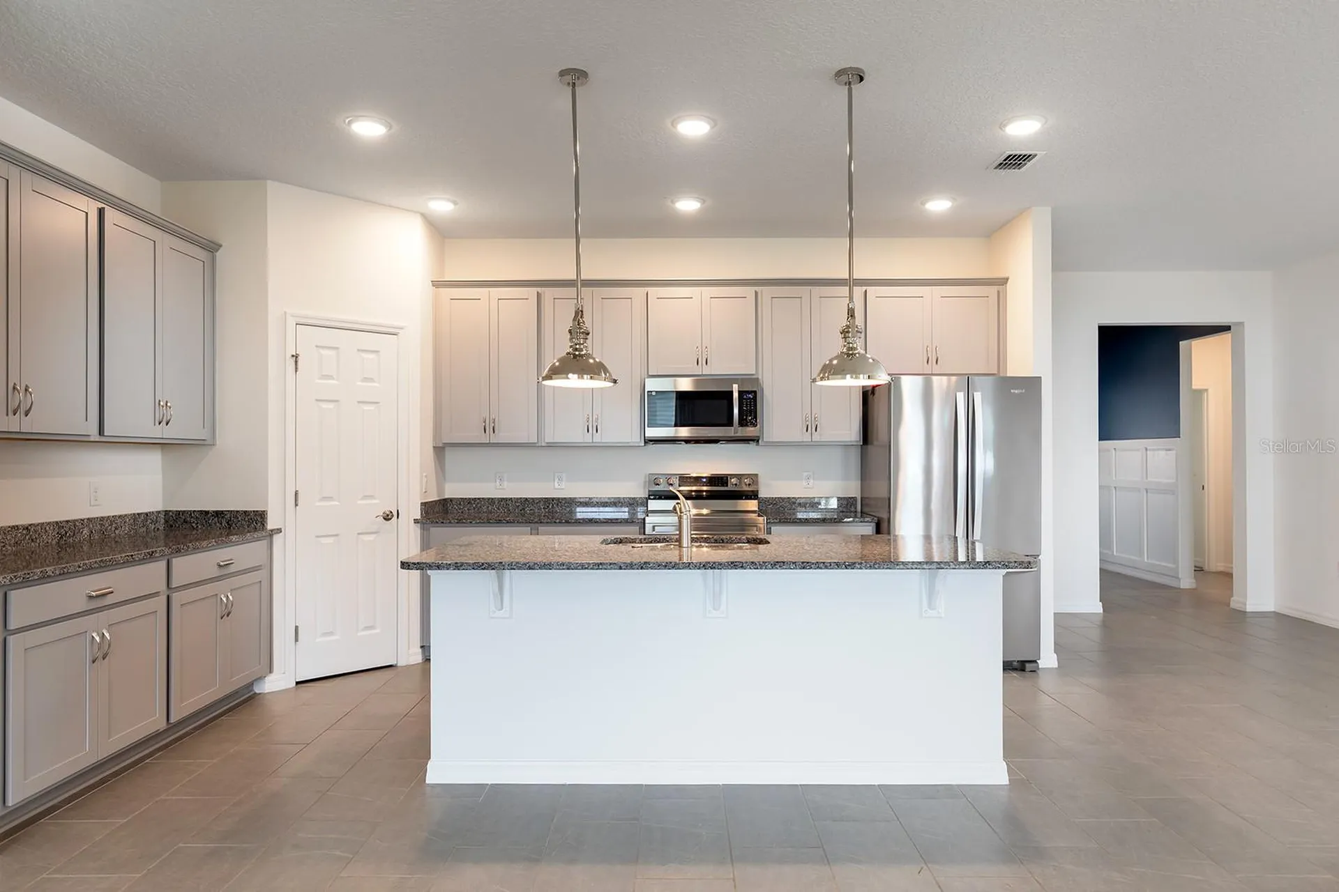2723 Rowan Street Tavares FL 32778