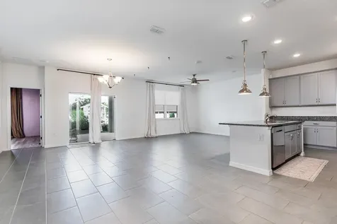 2723 Rowan Street Tavares FL 32778