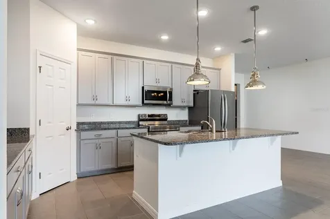 2723 Rowan Street Tavares FL 32778