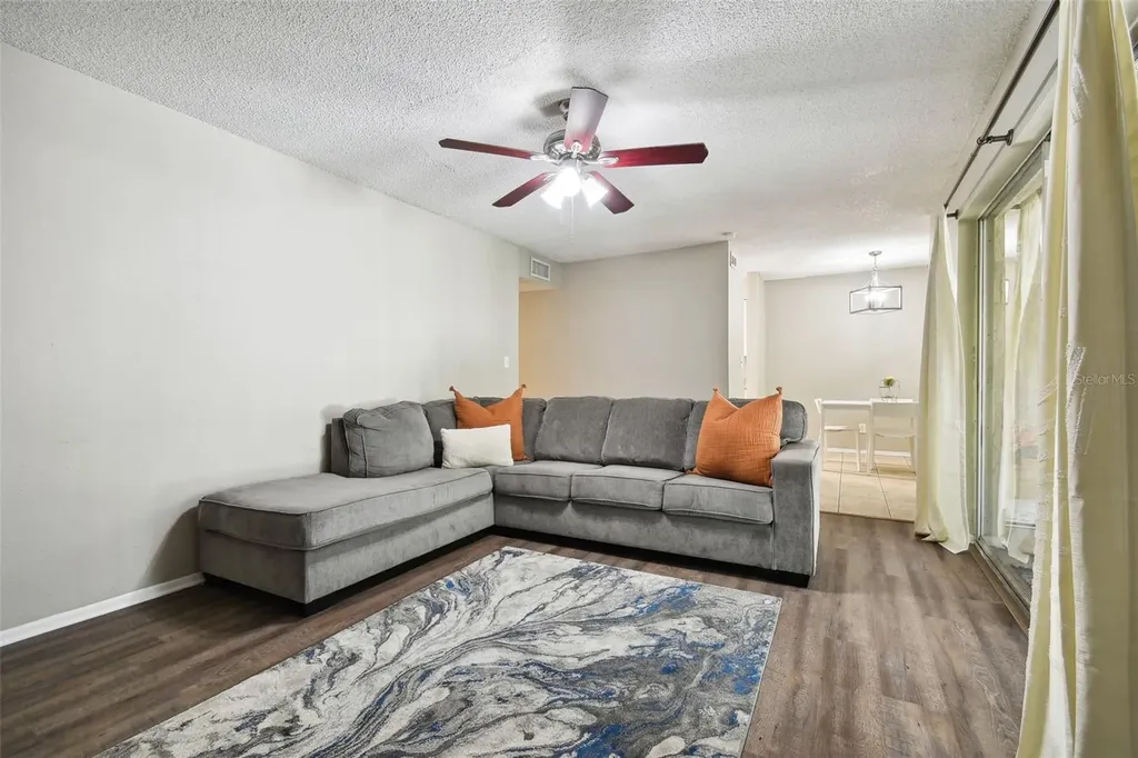 7504 Presley Place Tampa FL 33617