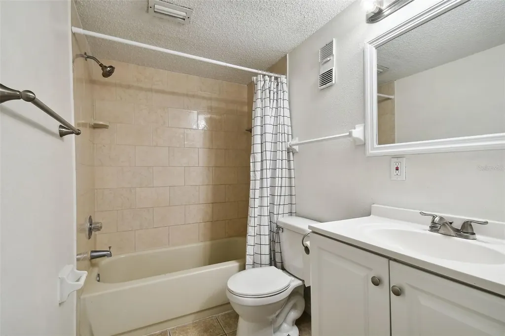 7504 Presley Place Tampa FL 33617