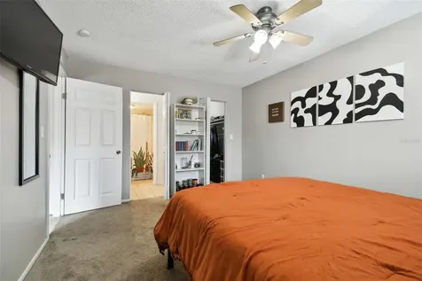 7504 Presley Place Tampa FL 33617