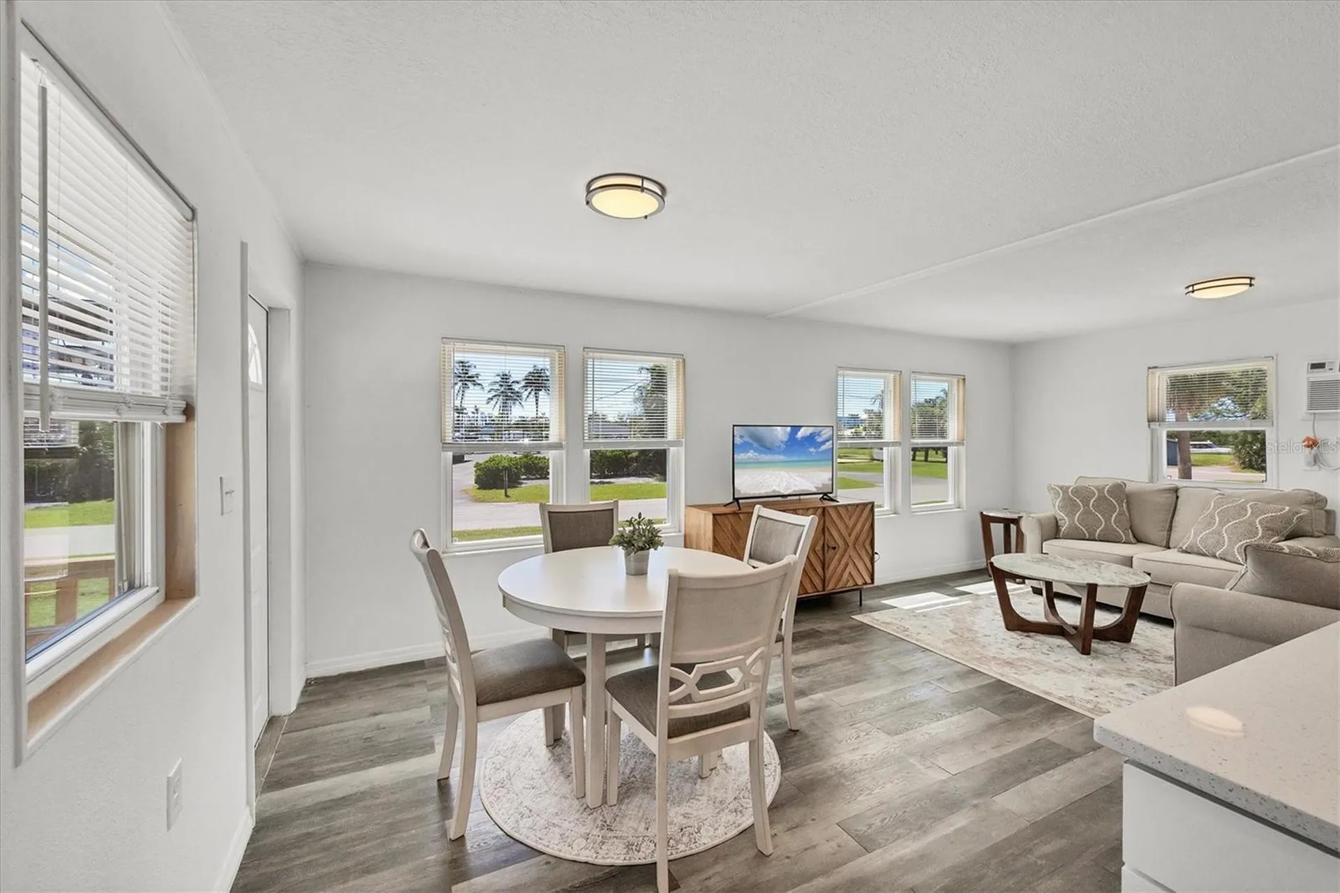 3280 Holly Avenue Englewood FL 34224