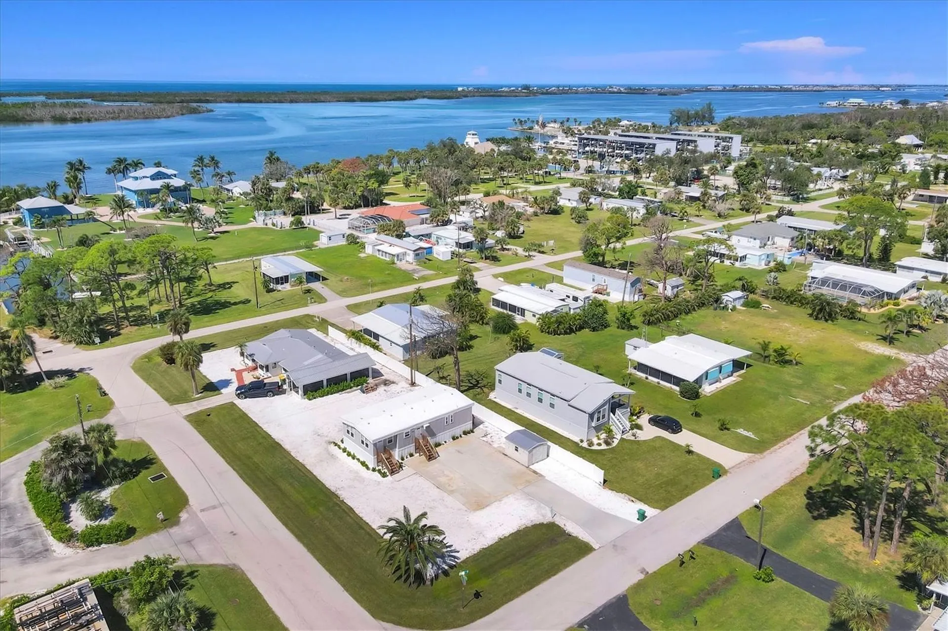 3280 Holly Avenue Englewood FL 34224