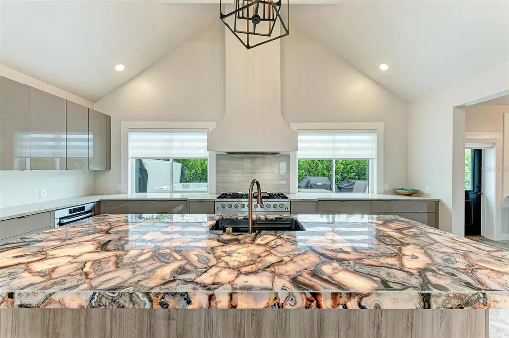 2156 Orchid Street Sarasota FL 34239