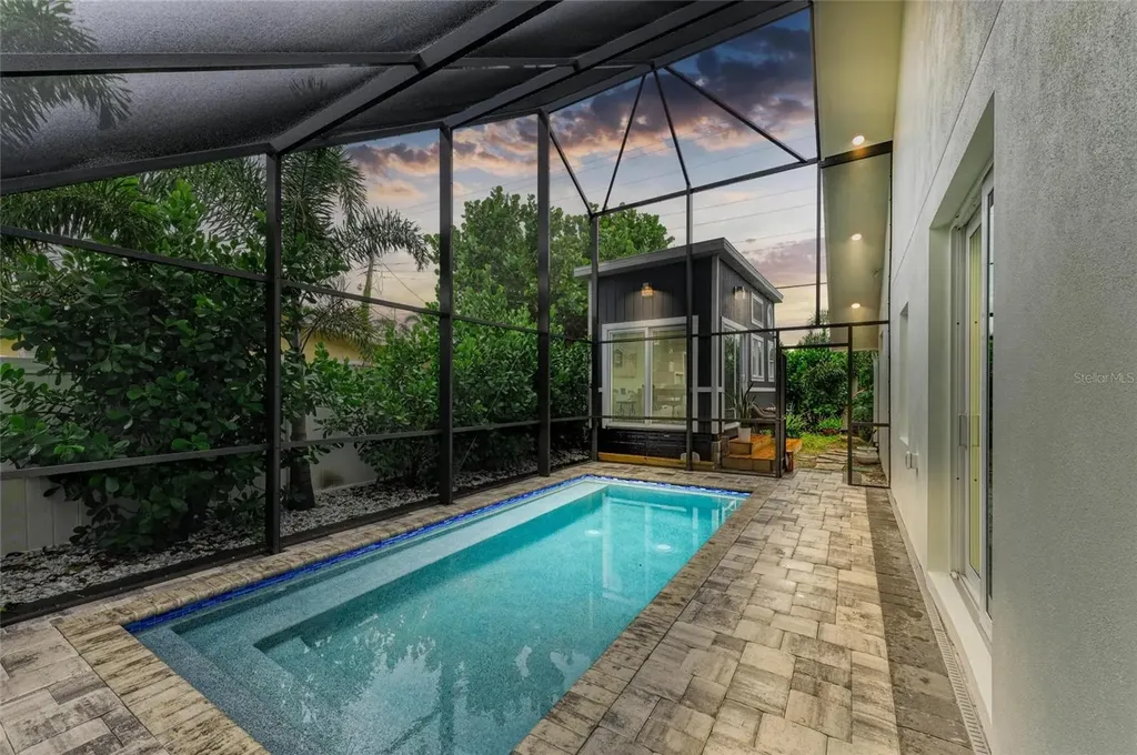 2156 Orchid Street Sarasota FL 34239