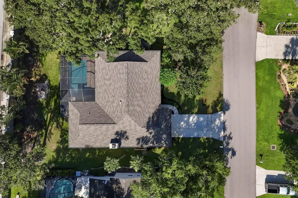 4536 Robin Hood Trail W Sarasota FL 34232