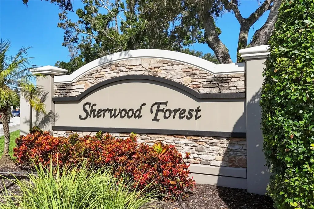 4536 Robin Hood Trail W Sarasota FL 34232