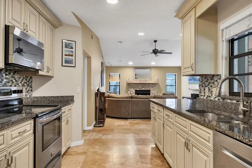 4536 Robin Hood Trail W Sarasota FL 34232