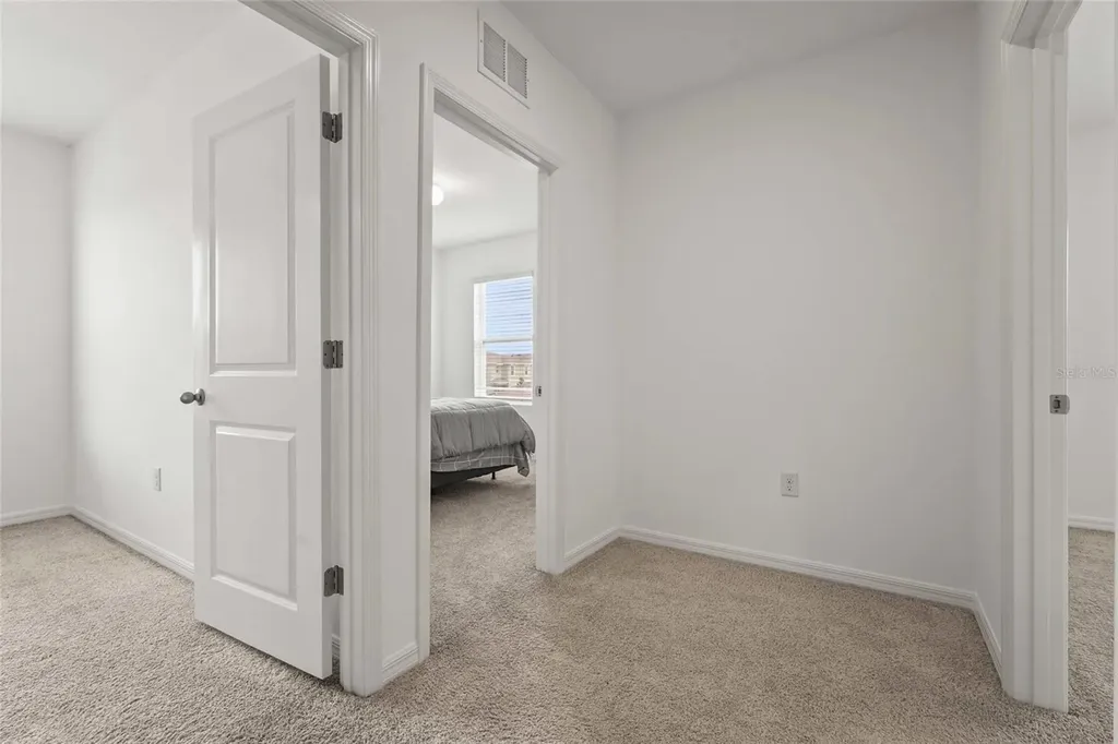 5835 Calla Lilly Drive Sarasota FL 34232